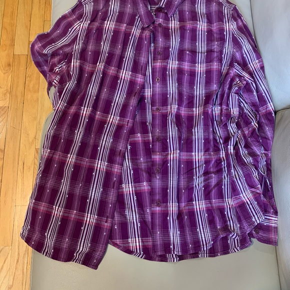 TommyHilfiger shirt - Picture 2 of 2